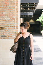 Load image into Gallery viewer, Sabrina - Cheetah Handbag w/ Clip-in Accessory Bag